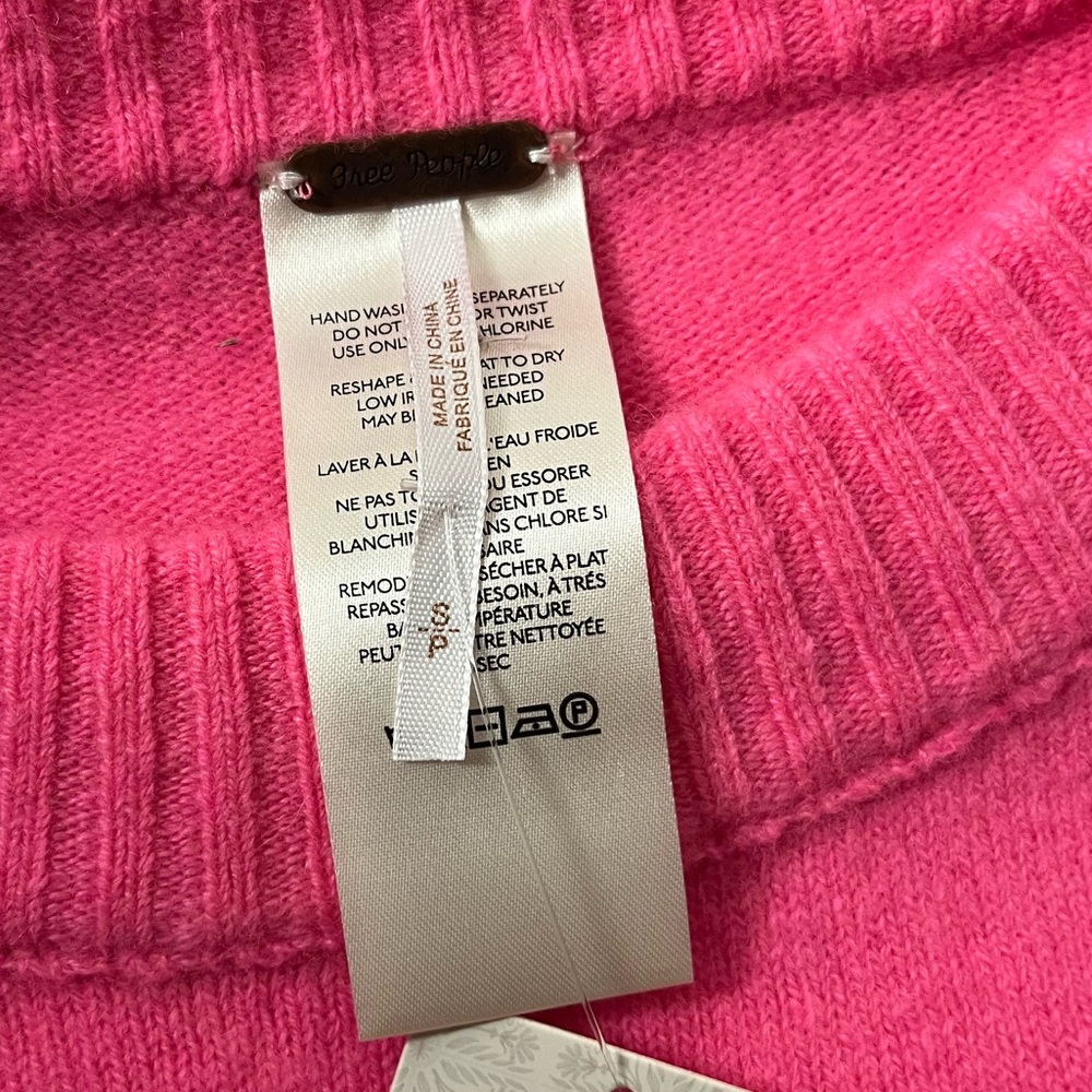 Free People Rhy Cashmere Pink Sweater NWT Small - Picture 7 of 9